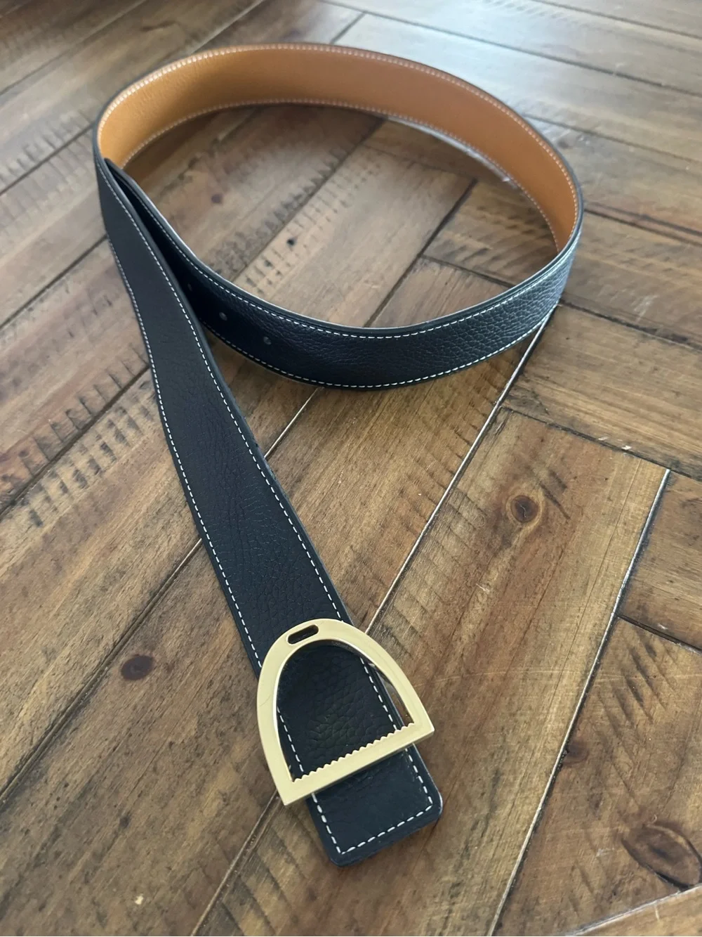 Tan Leather Stirrup Buckle Belt — Women's Reversible Style